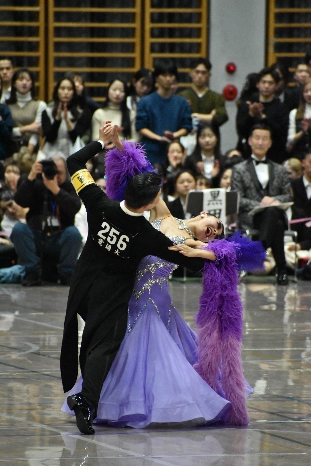 img-ballroom_dance_20241208_04.jpeg